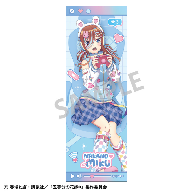 五等分の花嫁＊　ロングスクエア缶バッジ 中野三玖／配信者なりきり
